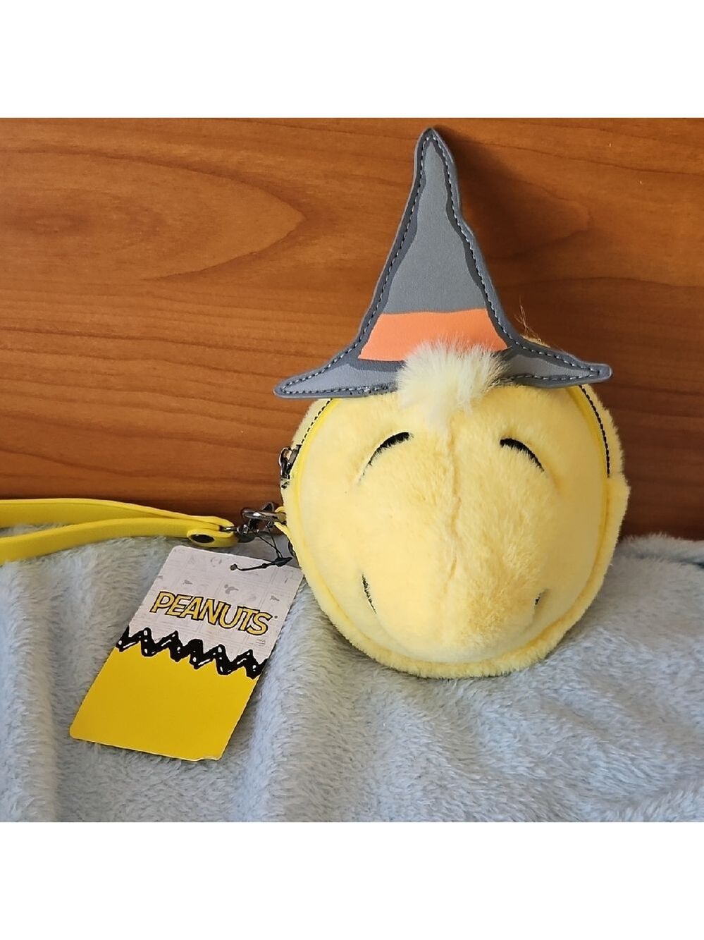 Peanuts Yellow Plush Bag with Gray Hat